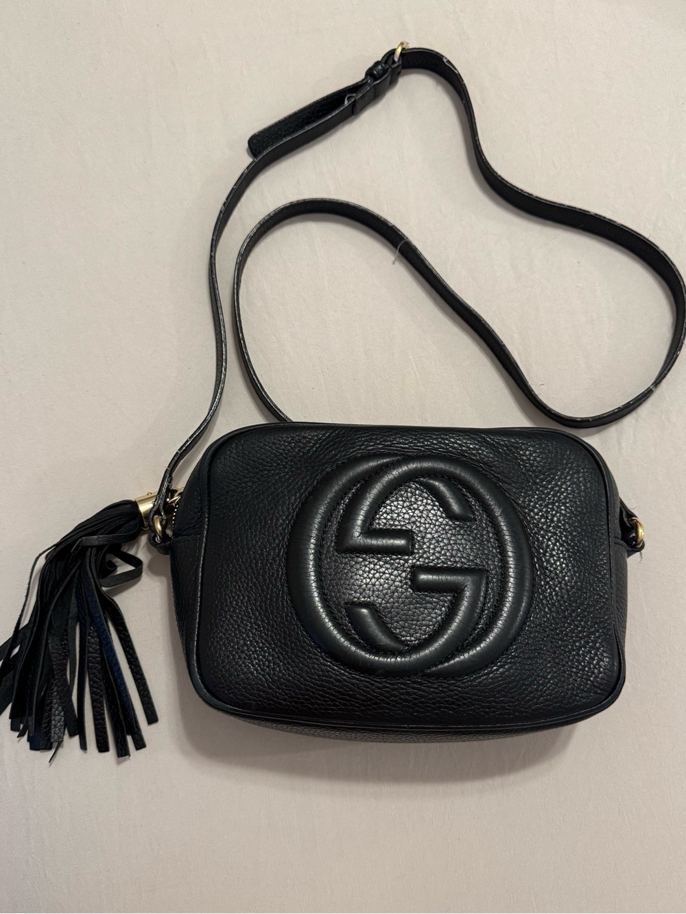 Gucci Soho Disco Black Pebbled Leather Crossbody Bag with Tassel Authentic